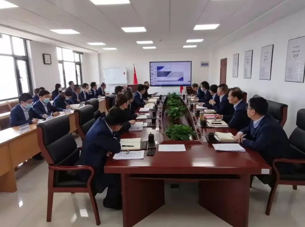 华体会官方网页版-华体会(中国)
召开党委理论中心组集体学习会议(图2)