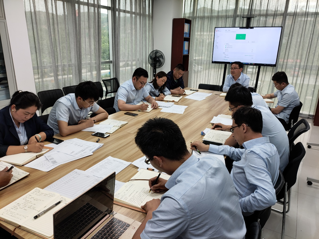 华体会官方网页版-华体会(中国)
平煤机公司开展作风集中整顿月活动第二期工作总结(图1)